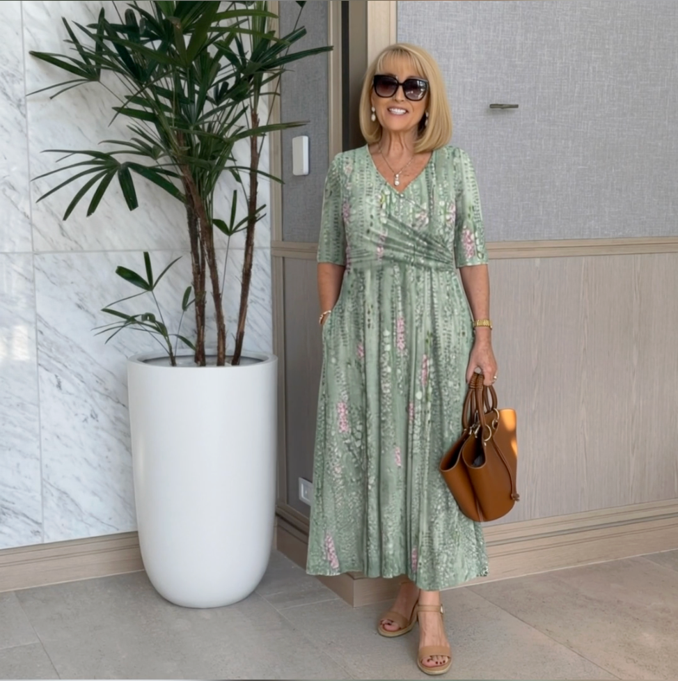 Linnea™ | Leaf Print Midi Dress