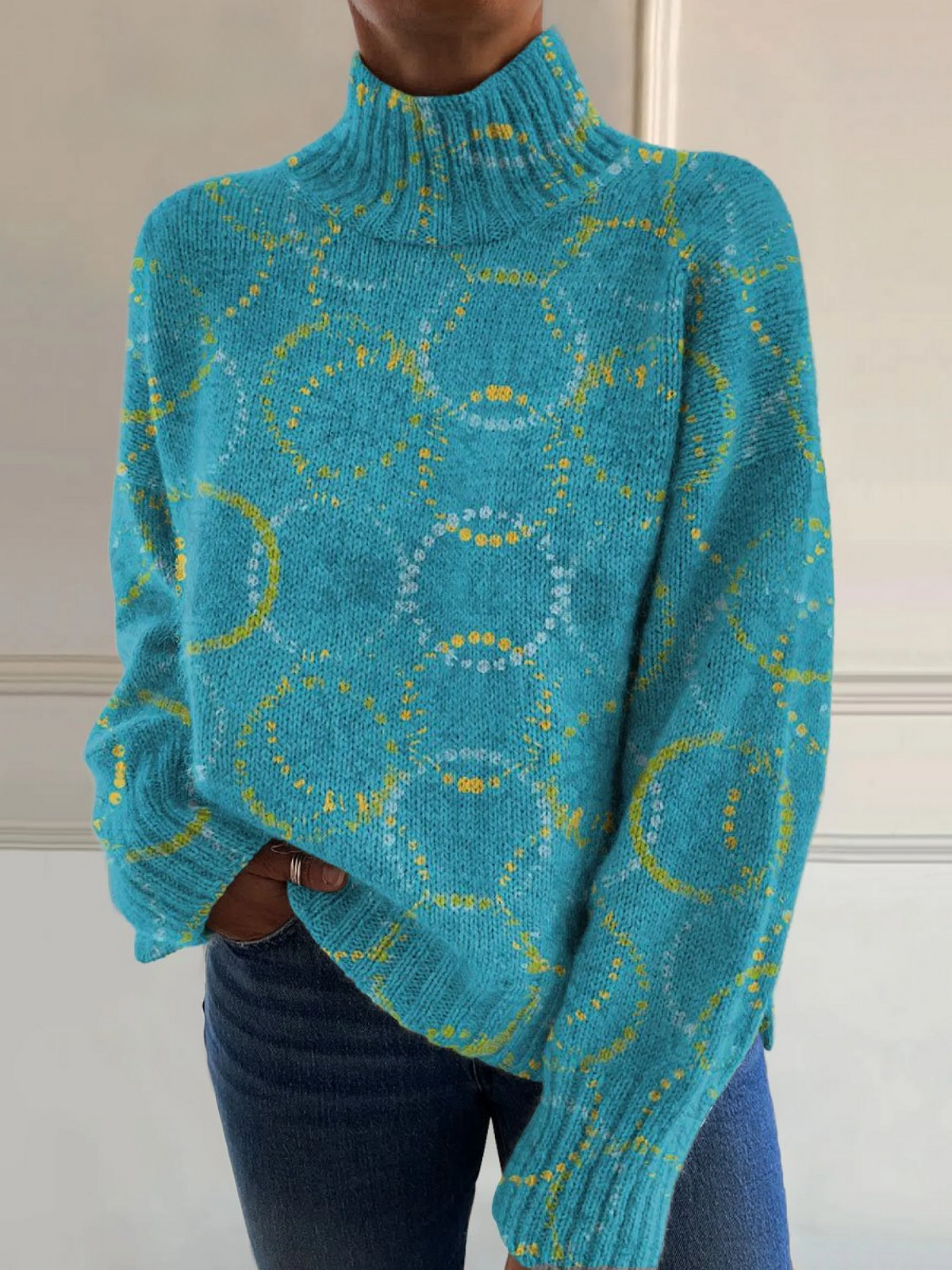Elorine™ | Circle Art Print Turtleneck