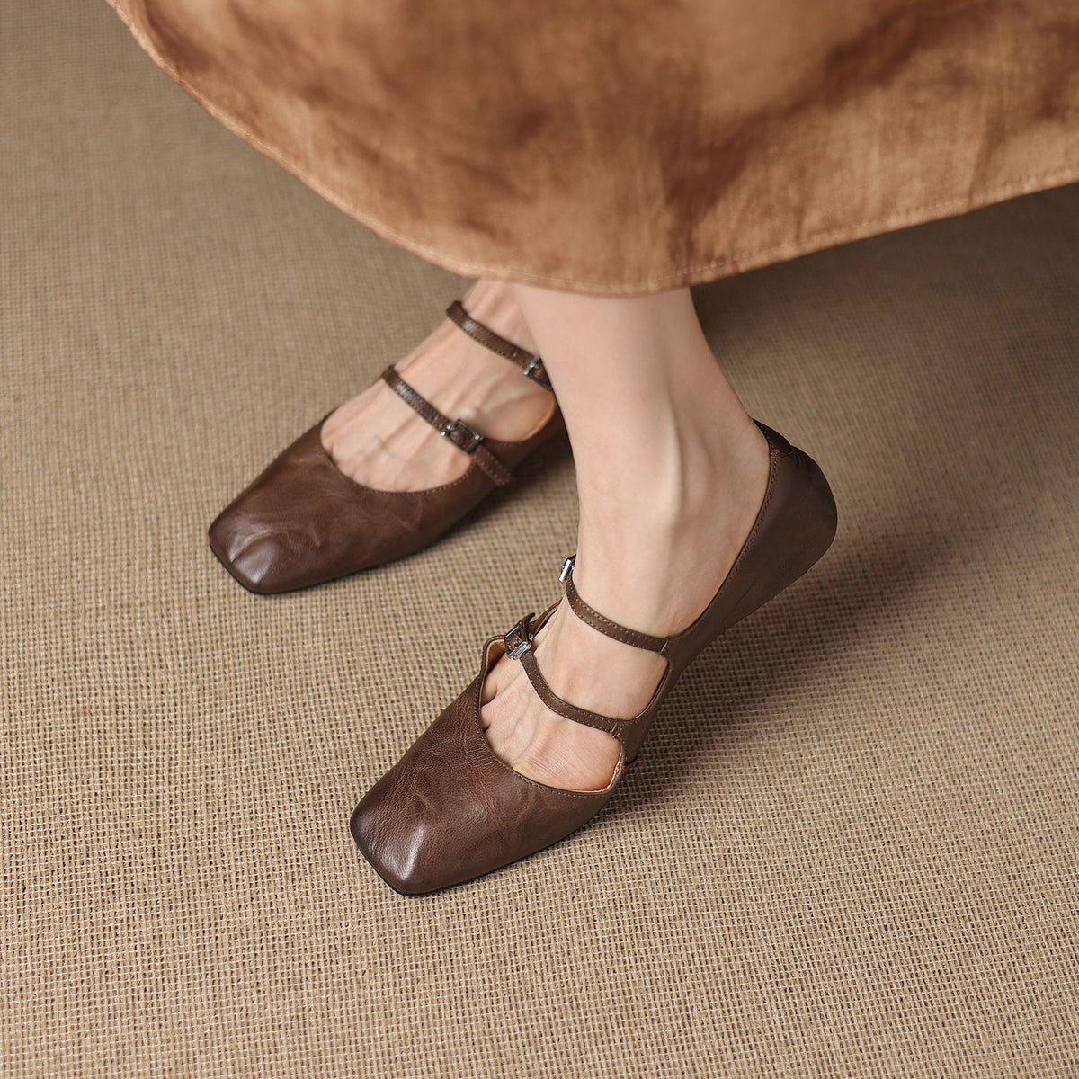 Women's Dual Strap Leather Mary-Janes