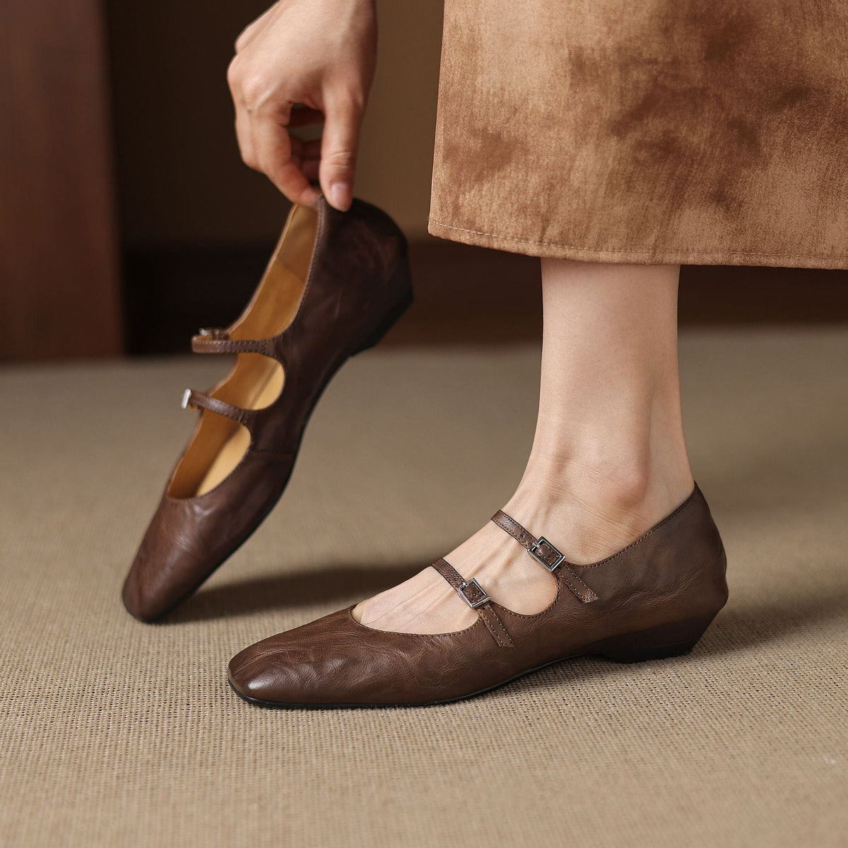 Women's Dual Strap Leather Mary-Janes