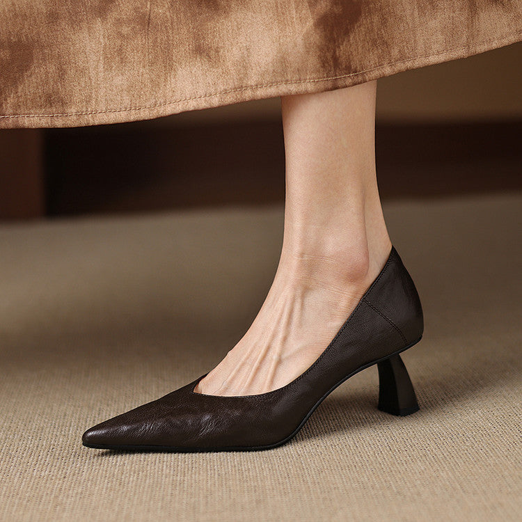 Women's Sculpted Leather Pumps