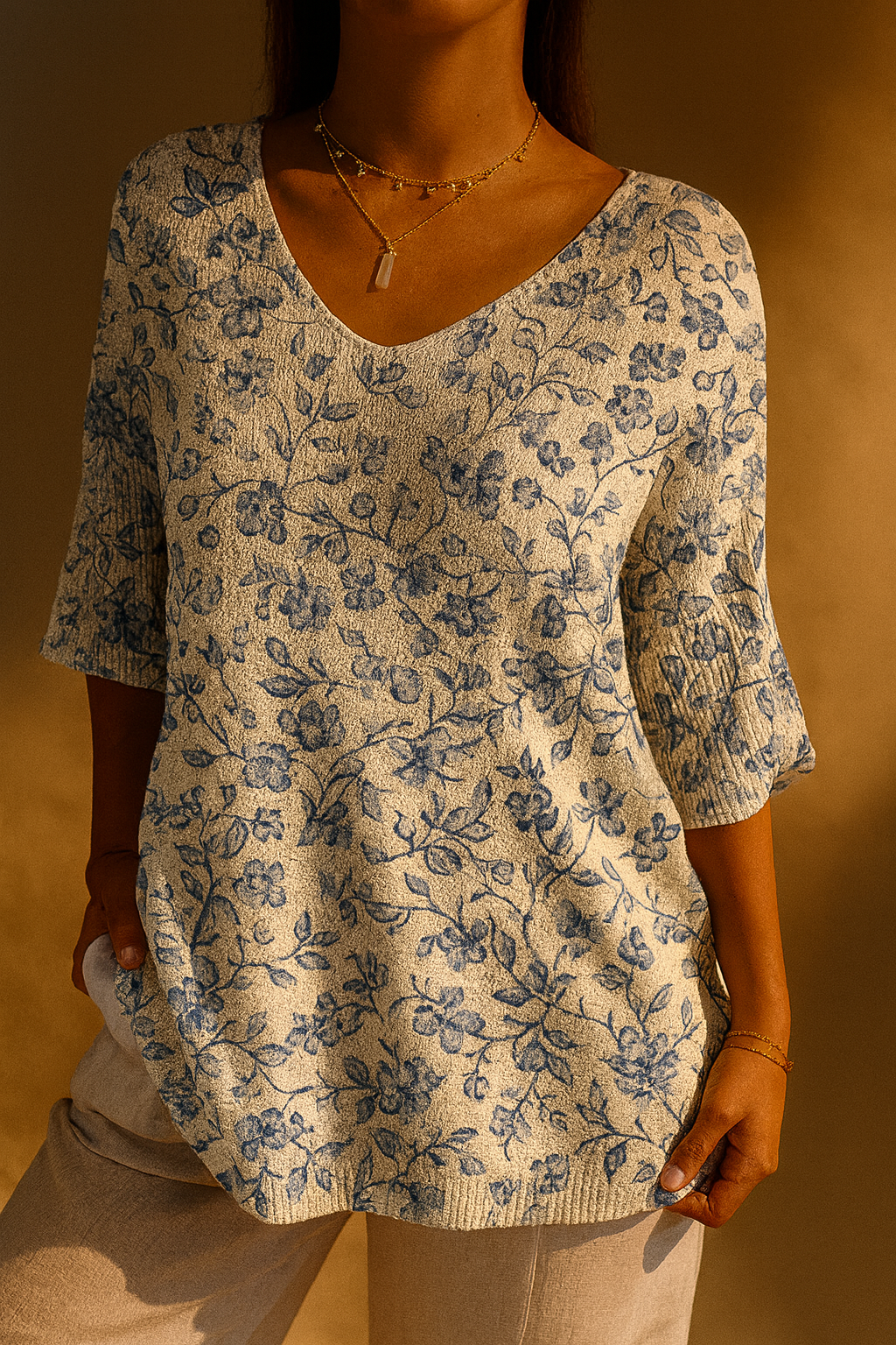 Toile™ | Small Blue Flowers Print Casual Pullover