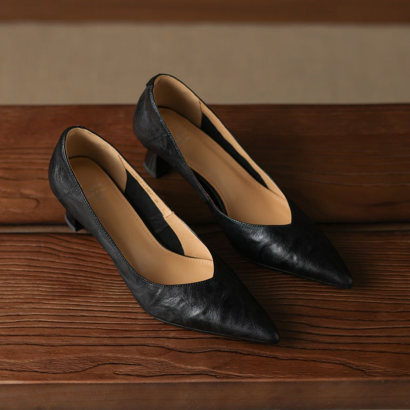 Women's Sculpted Leather Pumps
