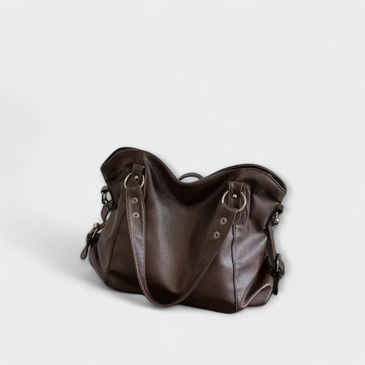 Women’s Shoulder Bag With Sleek Shape