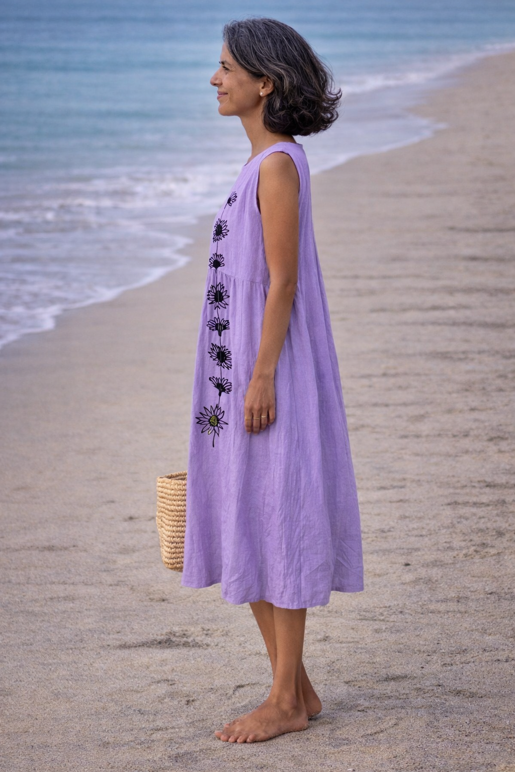 Breelyn™ | Midi Dress with Floral Embroidery