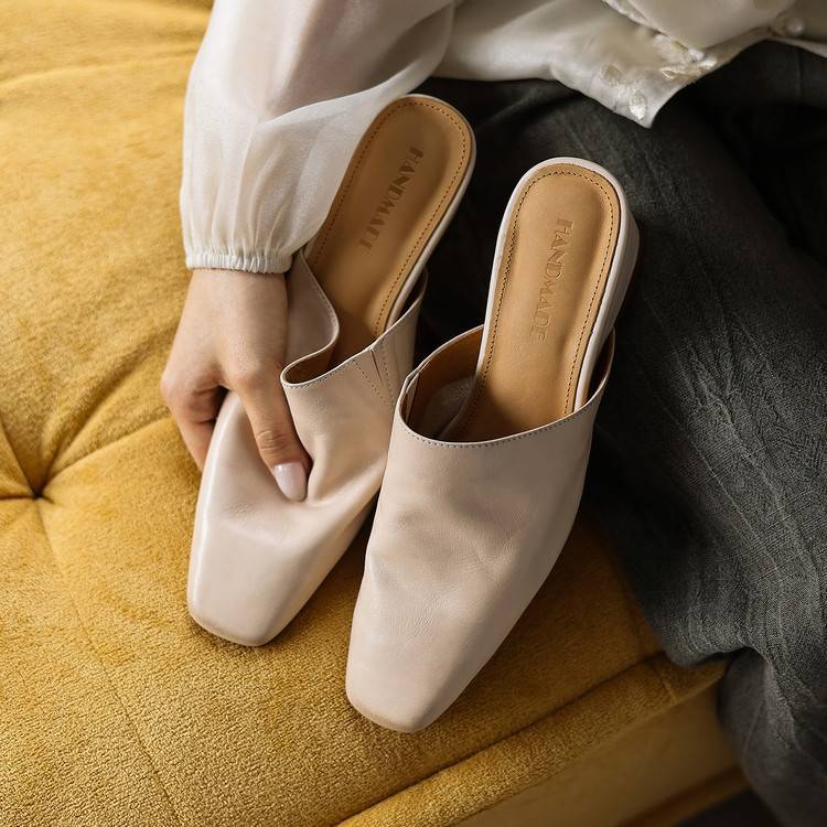 Women's Square-Toe Leather Mules
