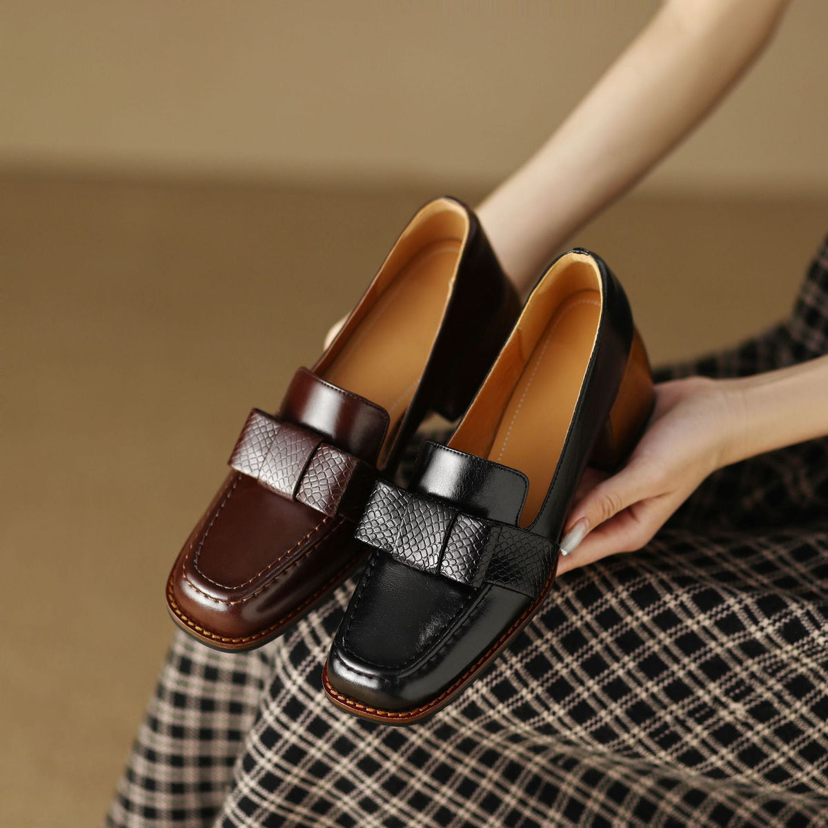 Women's Bow Leather Loafer Pumps