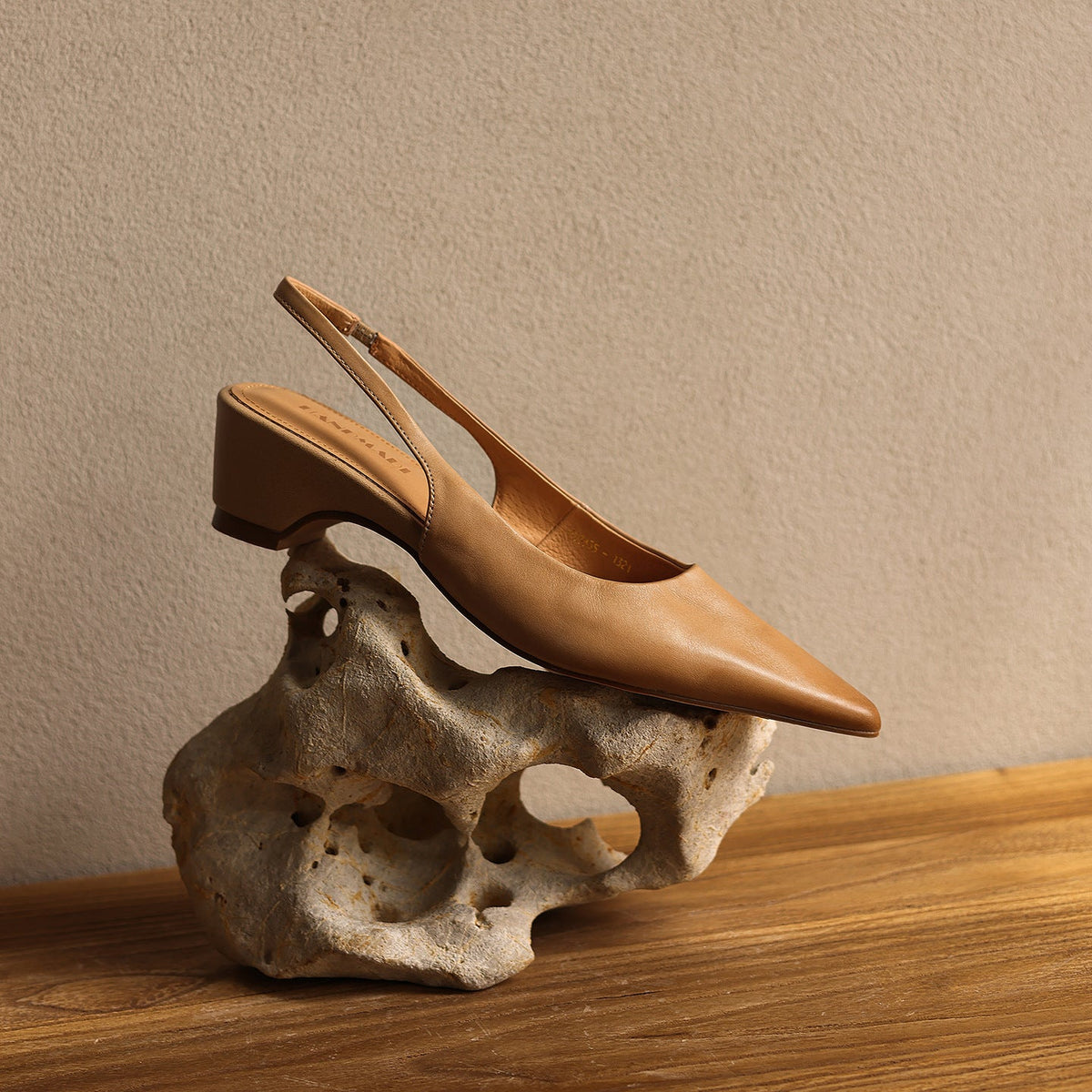 Women's Sculpt Leather Heels