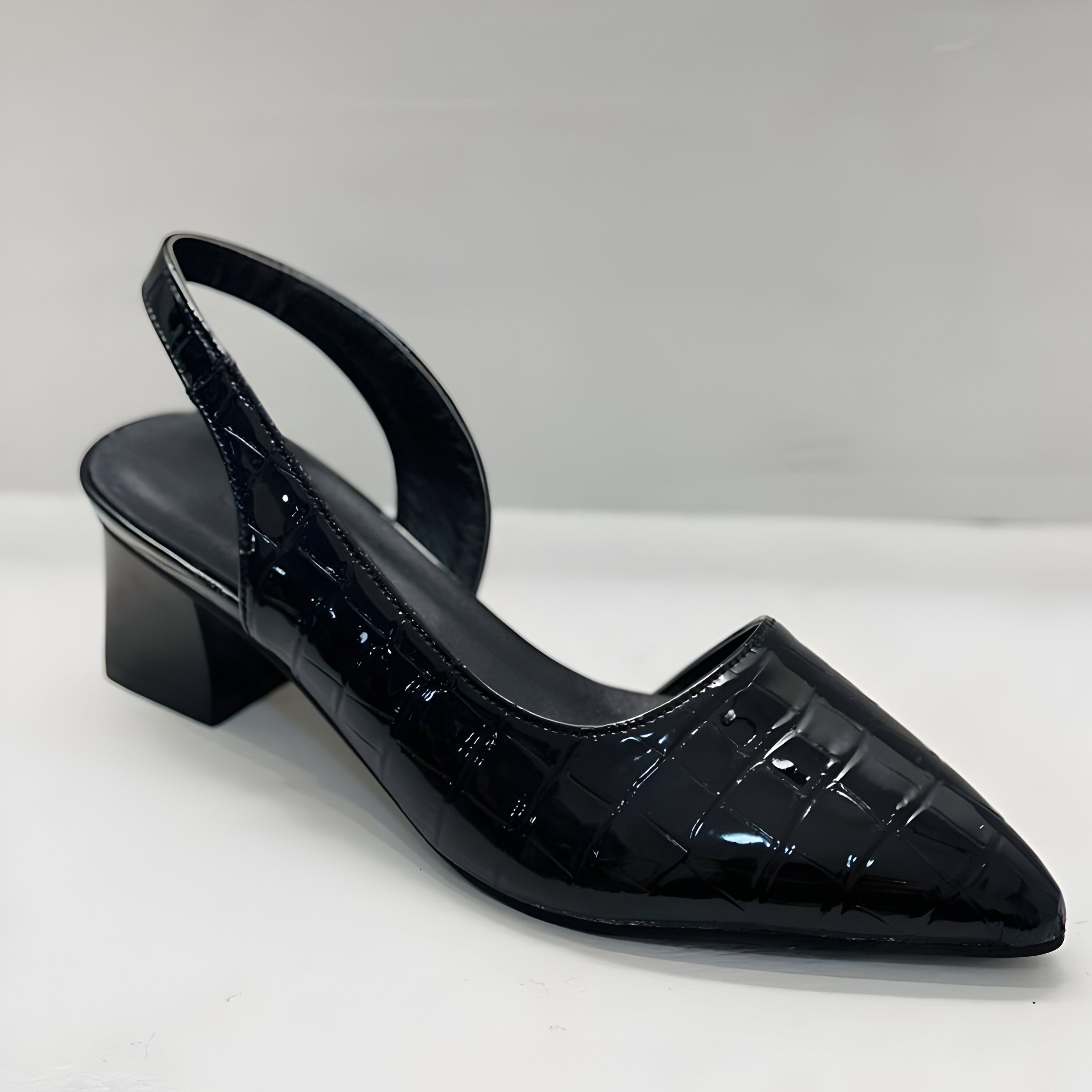Orvette™ | Pointed-Toe Slingback Block Heel Pump