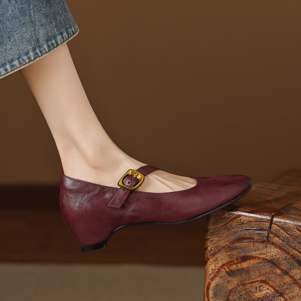 Glenara™ | Round-Toe Mary Jane Flat
