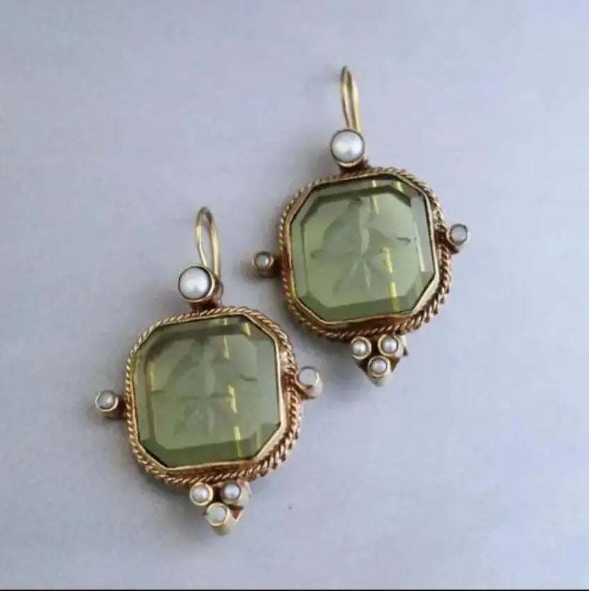 Clavienne™ | Vintage Pearl Geometric Drop Earrings