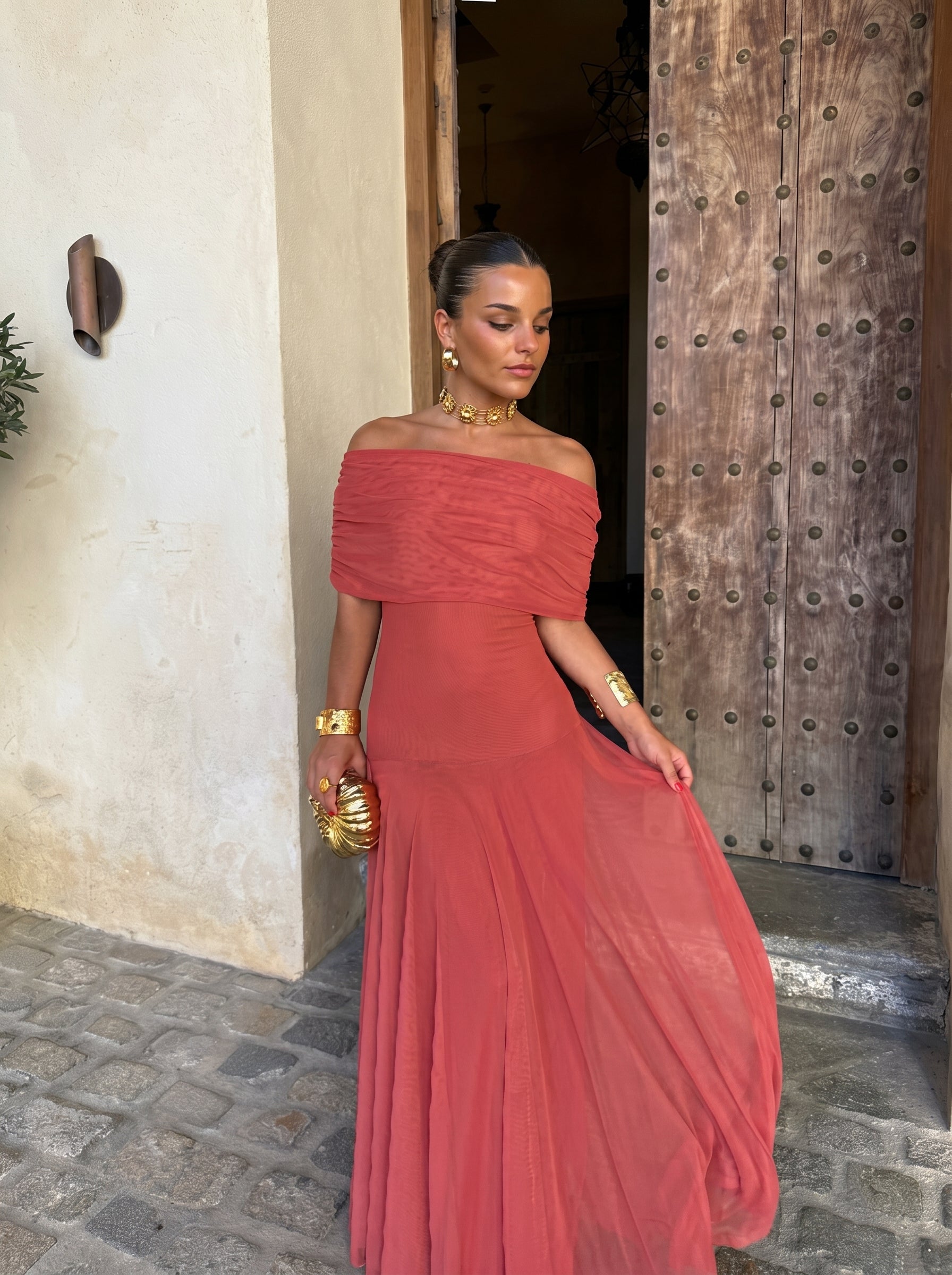Ravaine™ | Elegant Off-Shoulder Gown