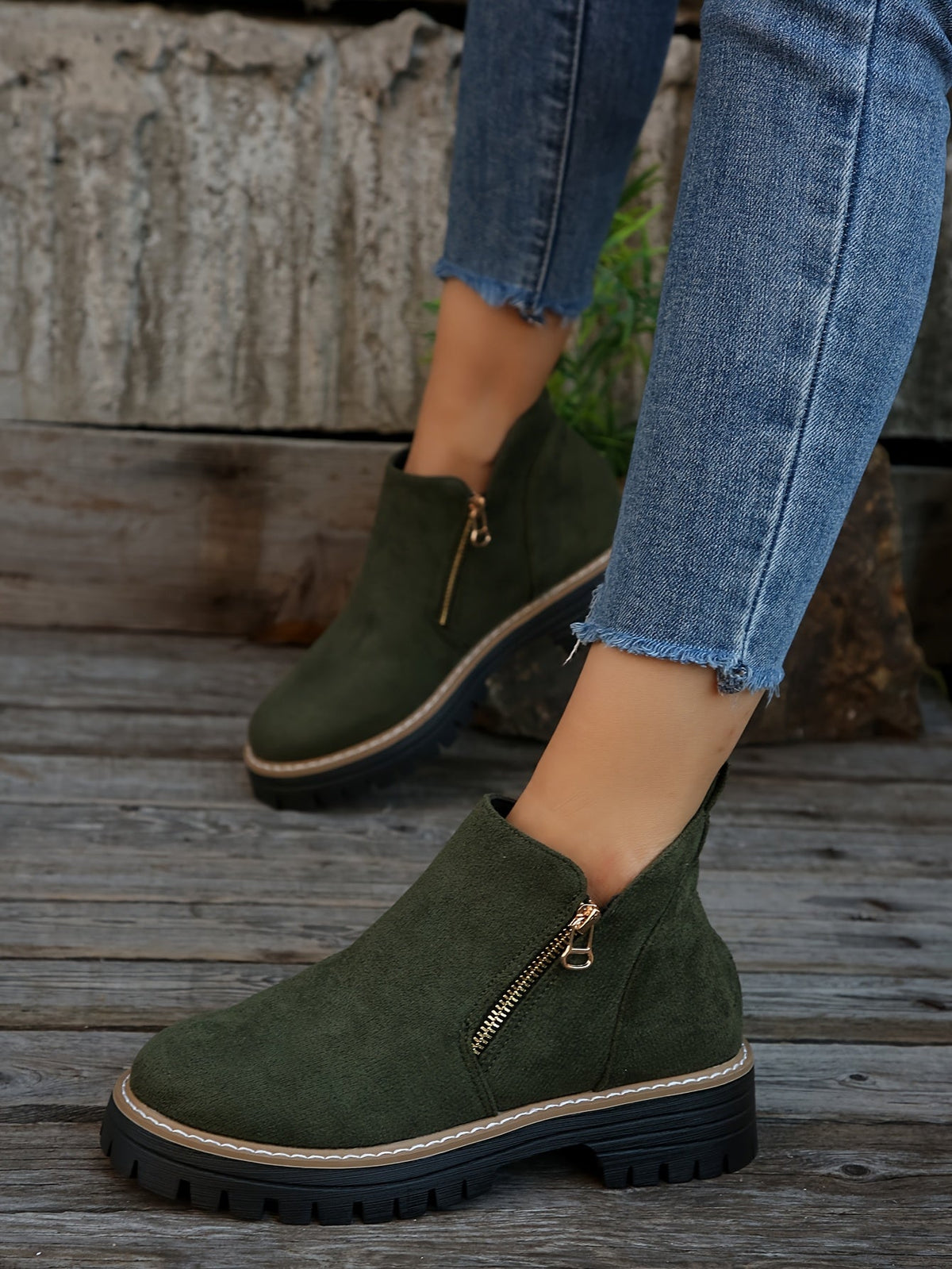 Orthopaedic Boots