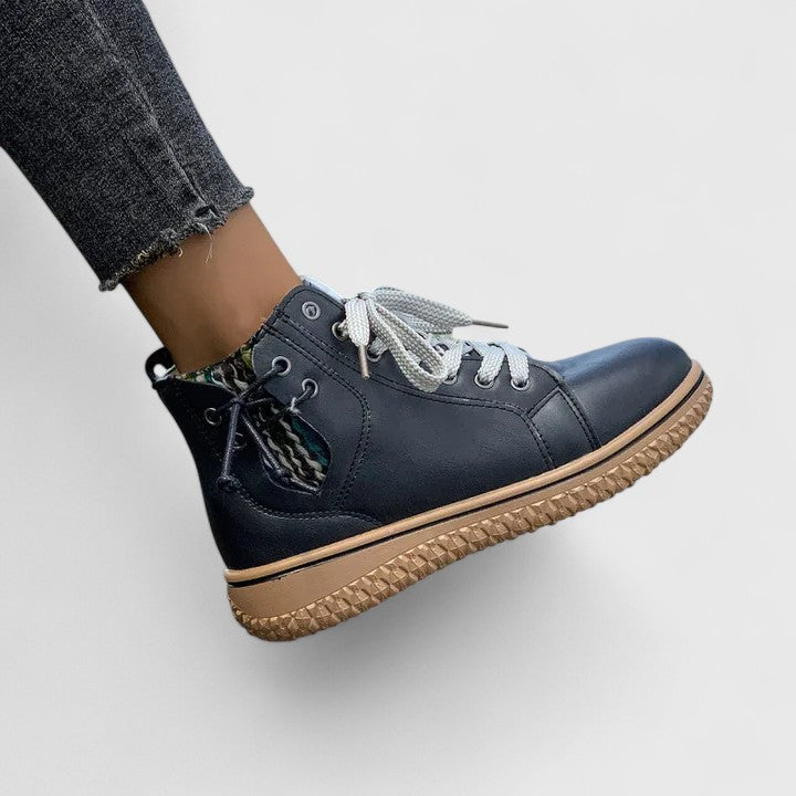 Orthopaedic Boots