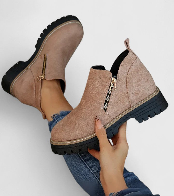 Orthopaedic Boots