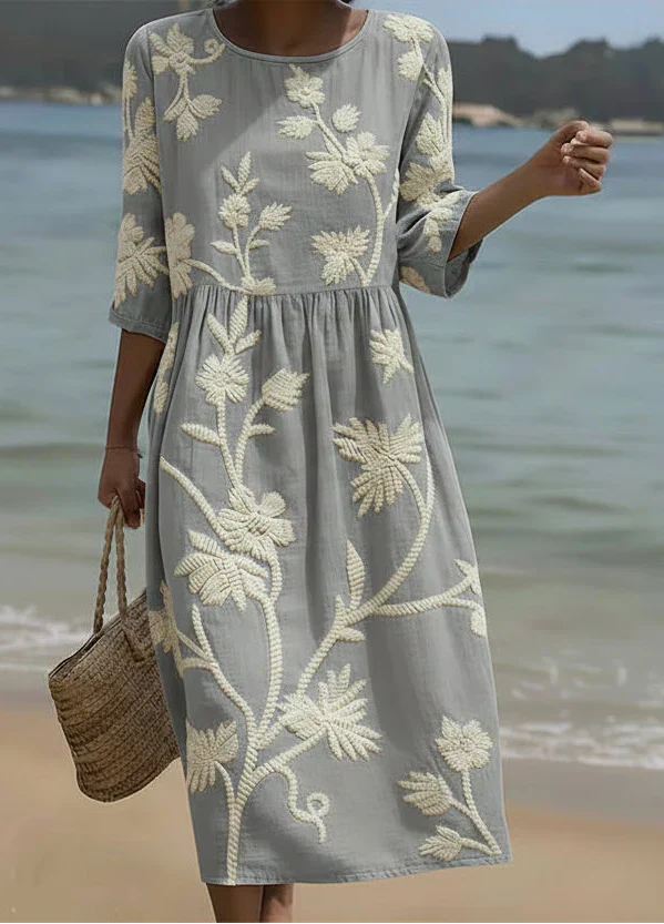Frondelle™ | Floral Embroidered Midi Dress