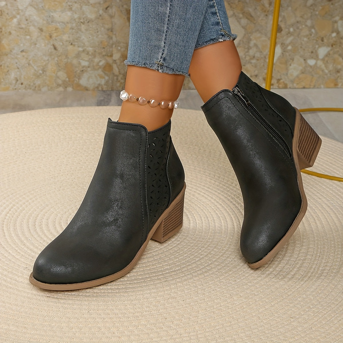 Orthopaedic Boots