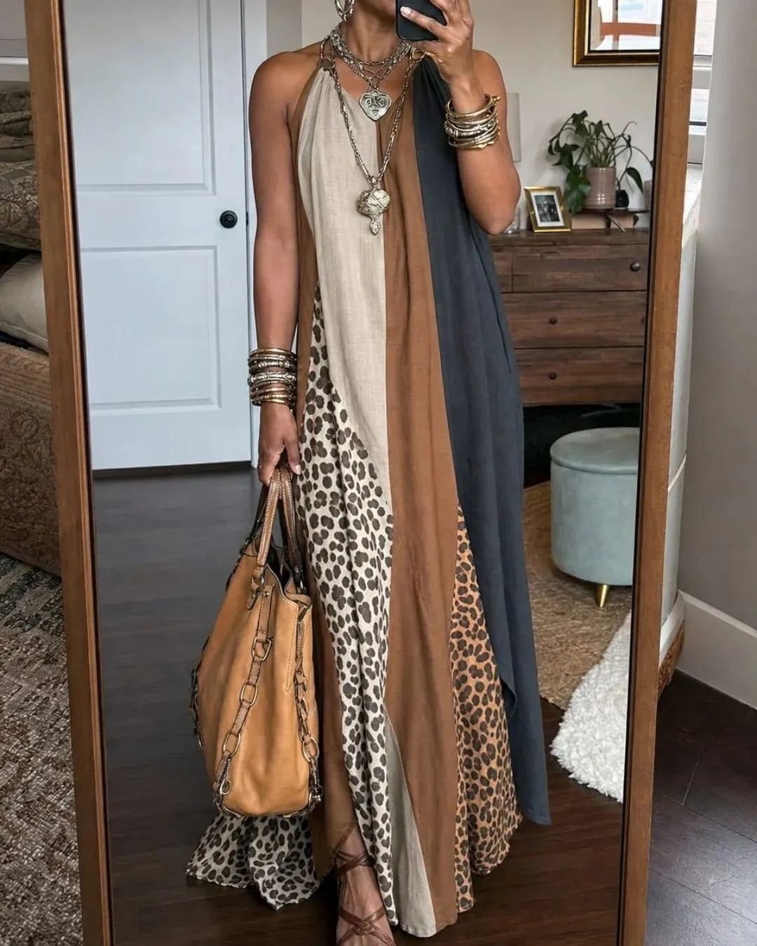 Sleeveless Maxi Dress with Contrast Leopard Pockets