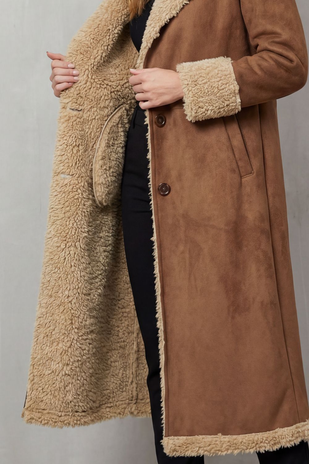 Women's Shearling-lined Silhouette Long Winter Coat