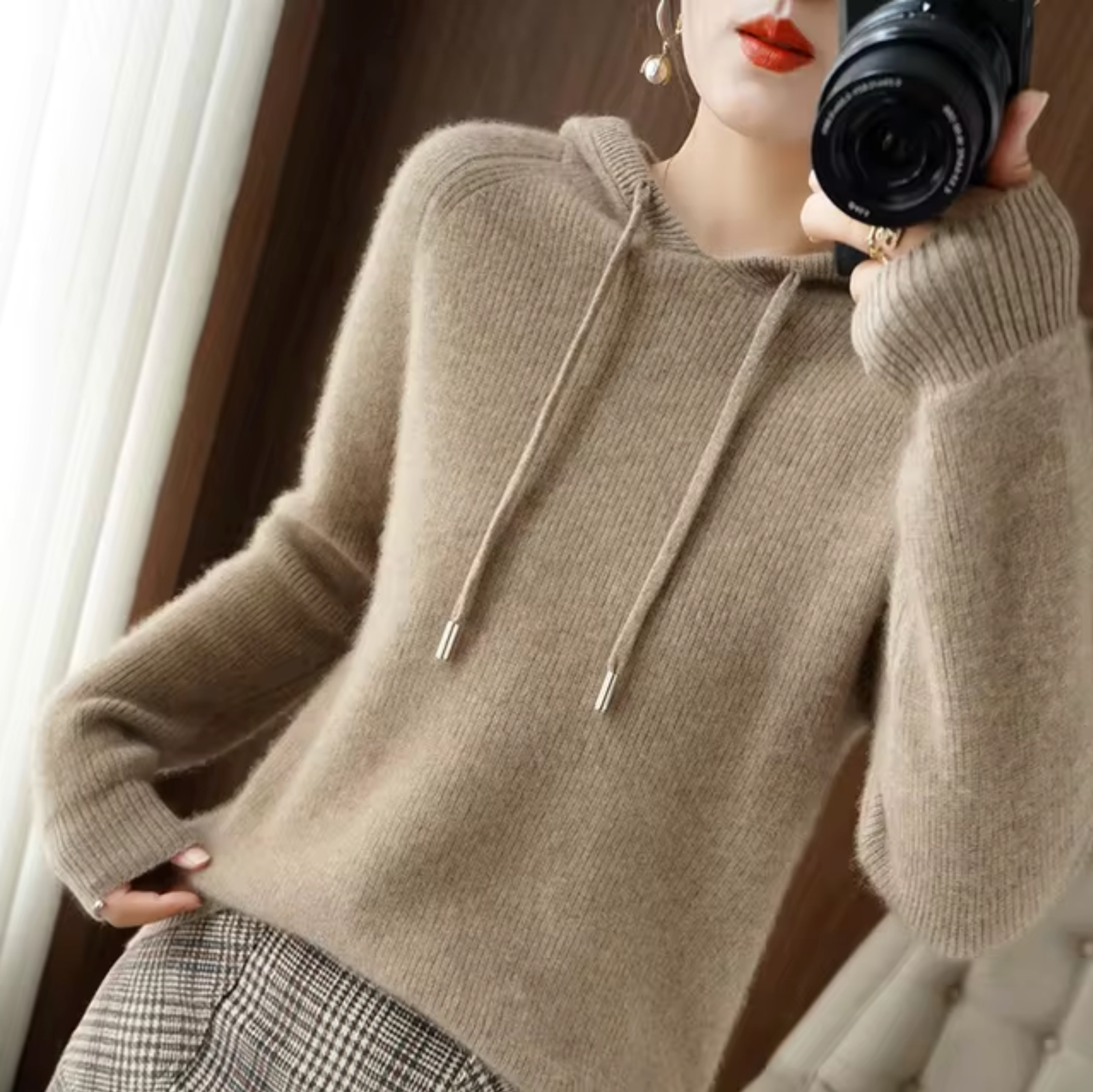 Fennella™ | Hooded Pullover Sweater
