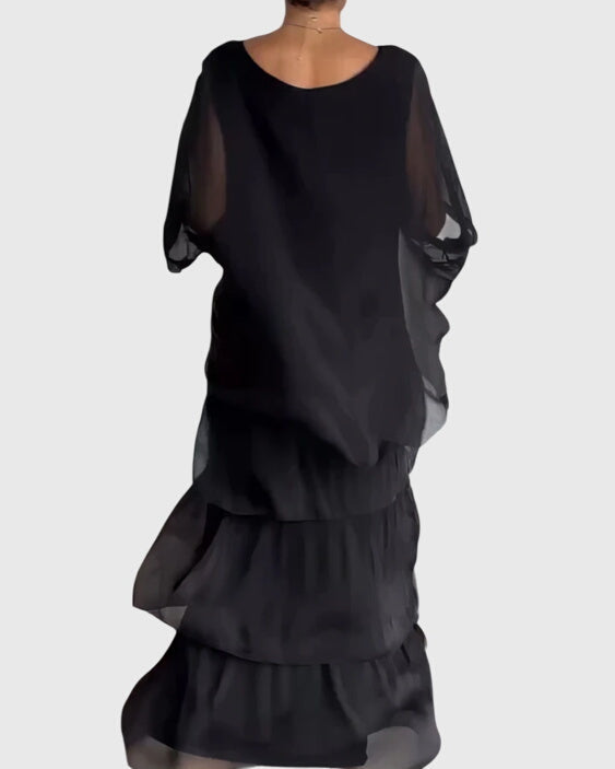 Long and Flowing Elegant Dress