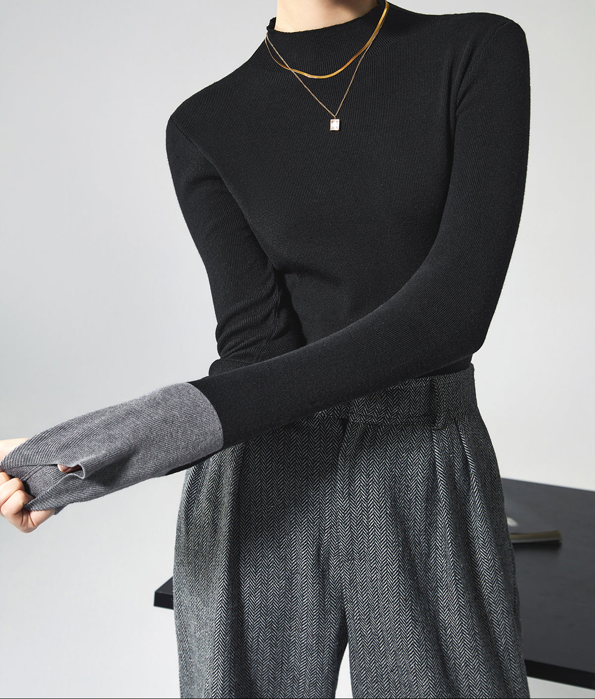 Isla | Contrast-Cuff Mock Neck Sweater