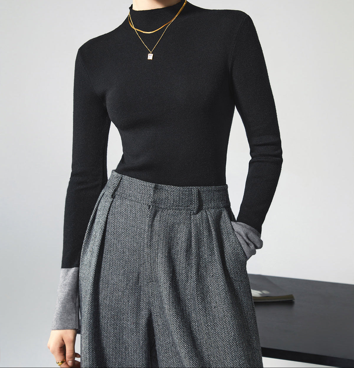 Isla | Contrast-Cuff Mock Neck Sweater