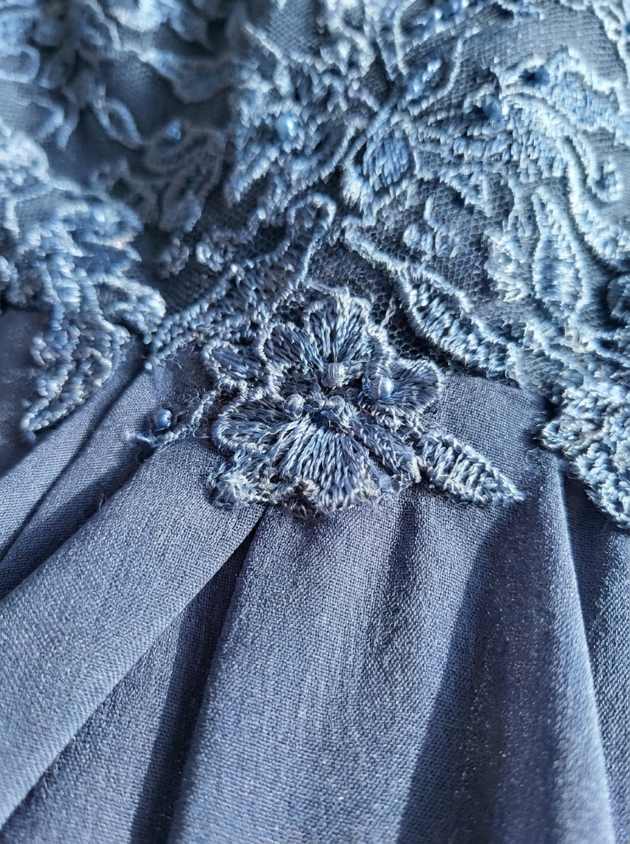 Ilinca™ | Elegant Midi Dress