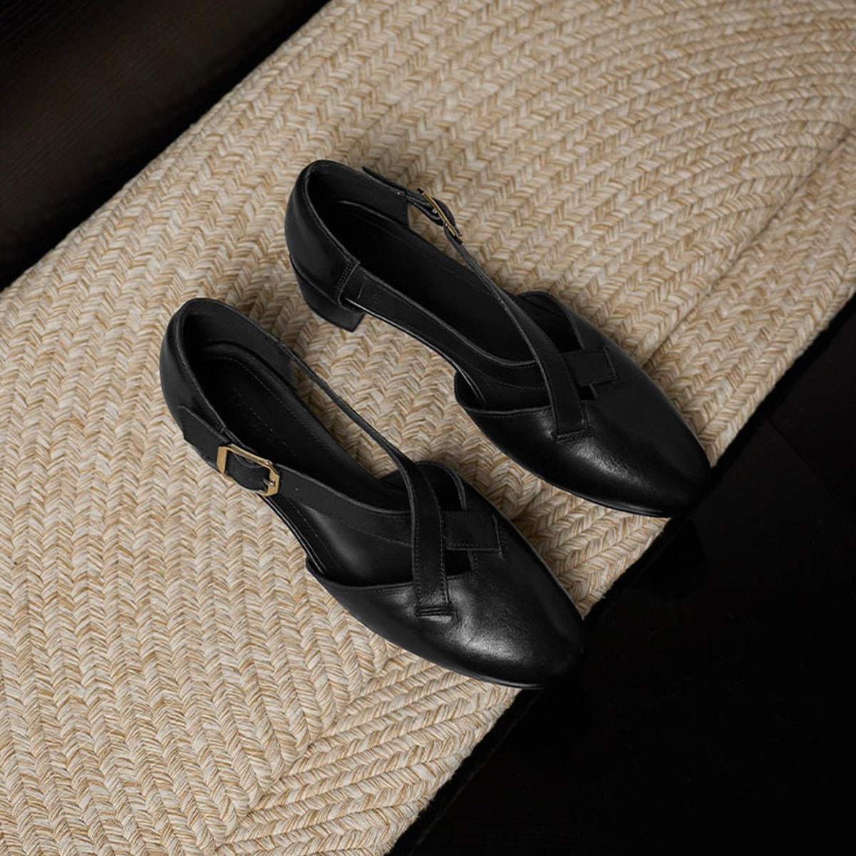 Women's Crossstrap Leather Heels