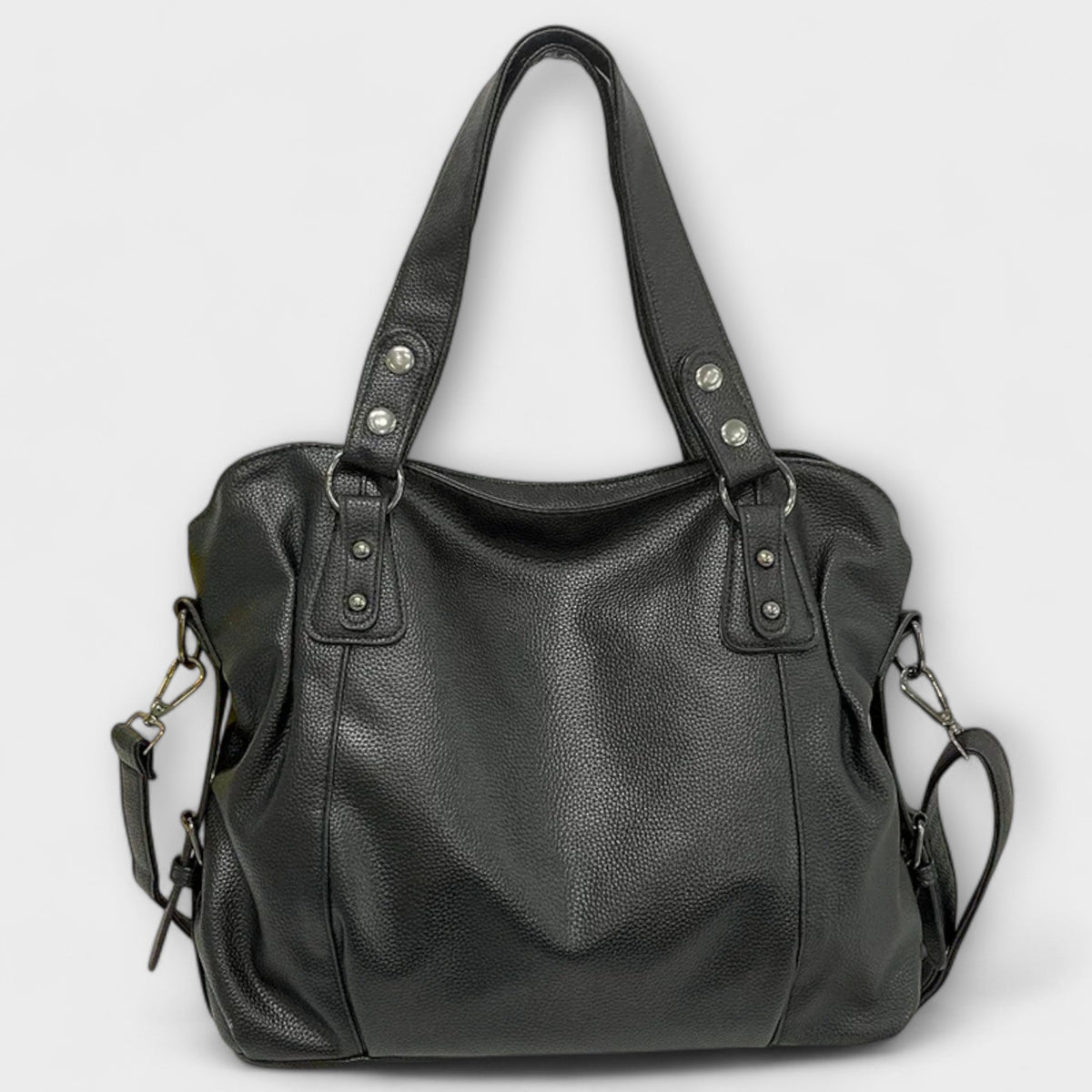 Women’s Shoulder Bag With Sleek Shape