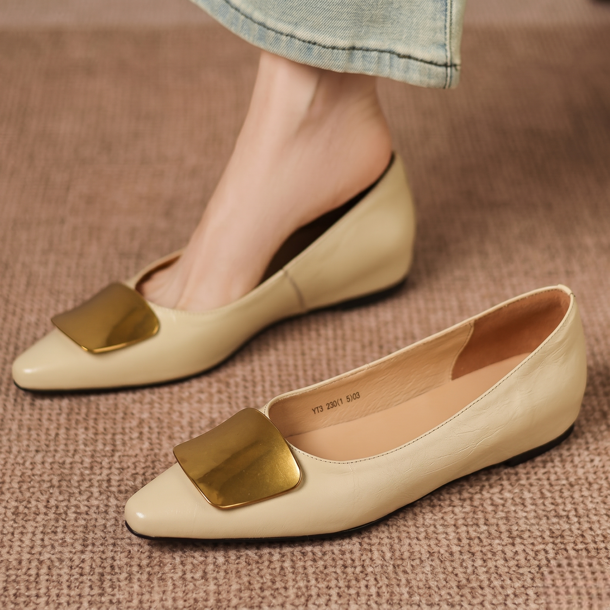 Dovima™ | Flats