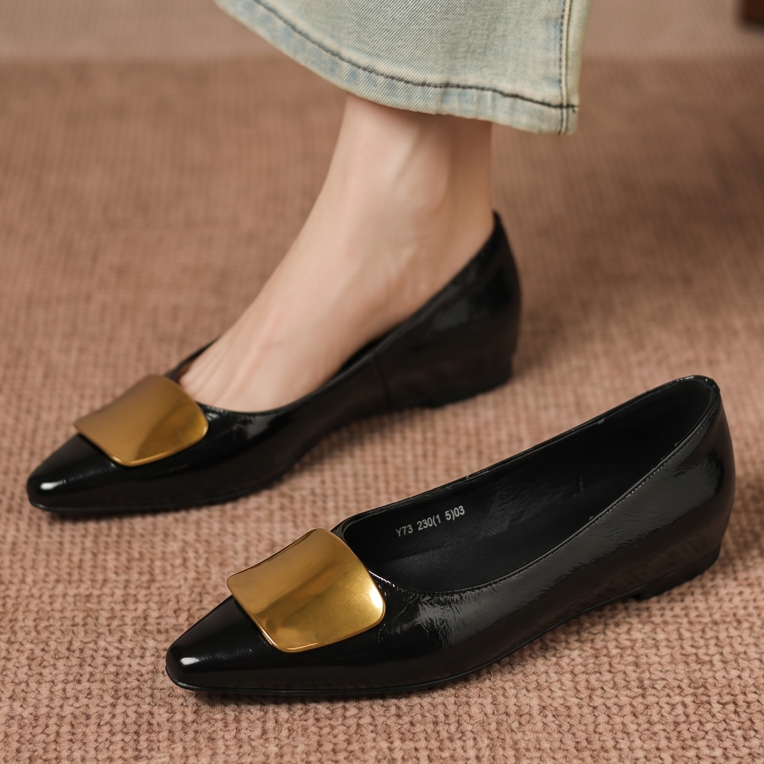 Dovima™ | Flats