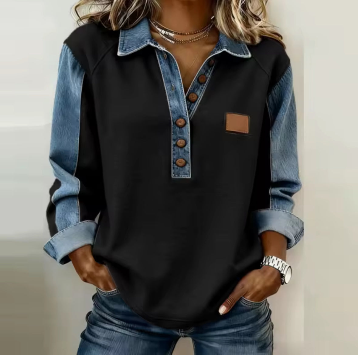Voxanne™ | Denim Collar Pullover