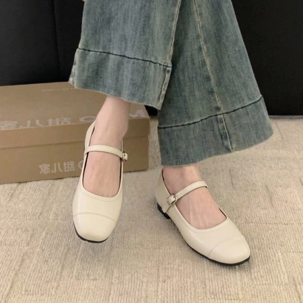 Orthopaedic Classic Low-Heel Mary Jane Shoes