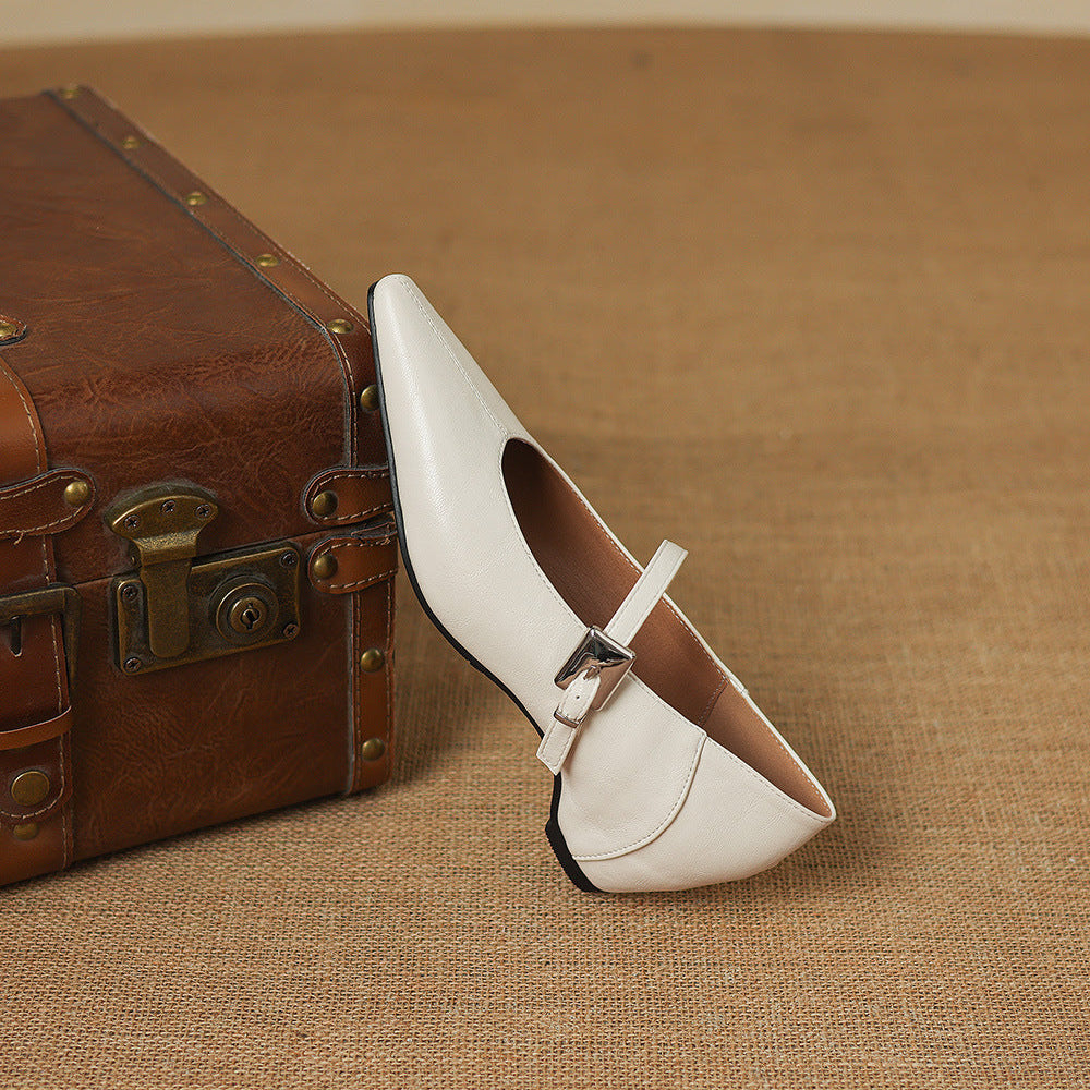 Lourette™ | Pointed-Toe Mary Jane Flat