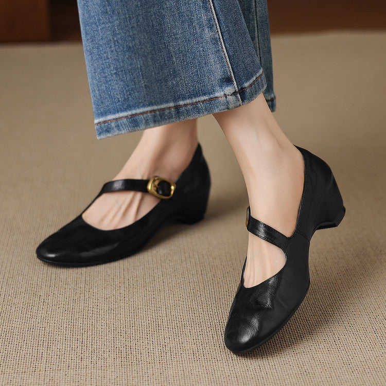 Glenara™ | Round-Toe Mary Jane Flat