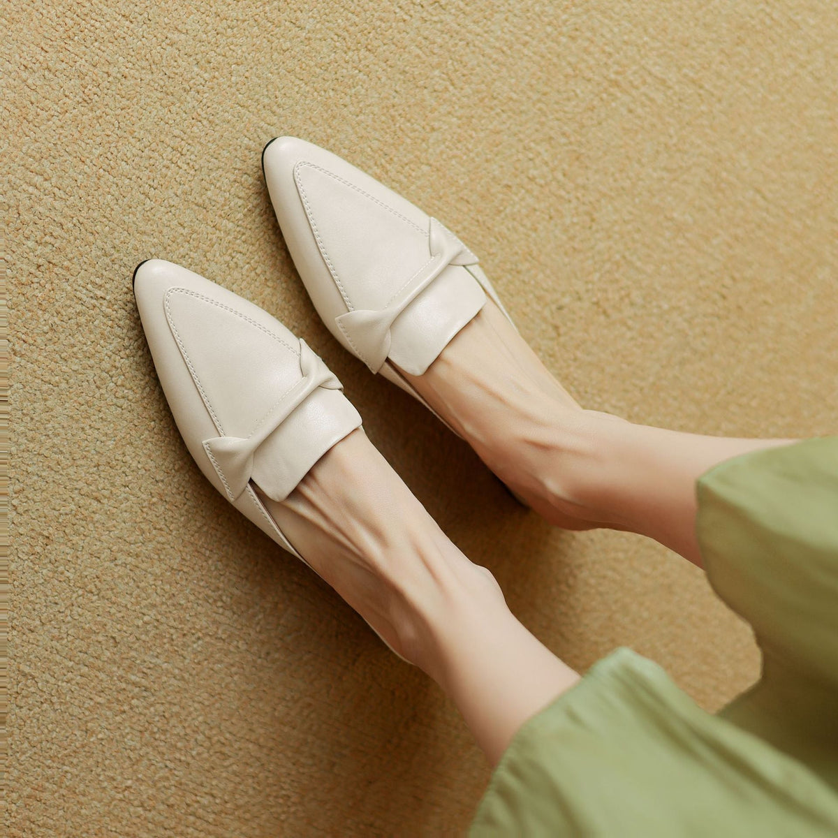 Women's Pointed Leather Mules