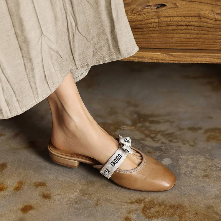 Women's Bow Leather Mules