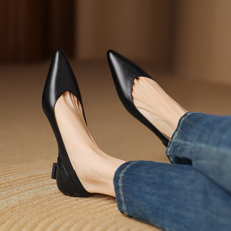 Women's Sculpted Leather Pumps