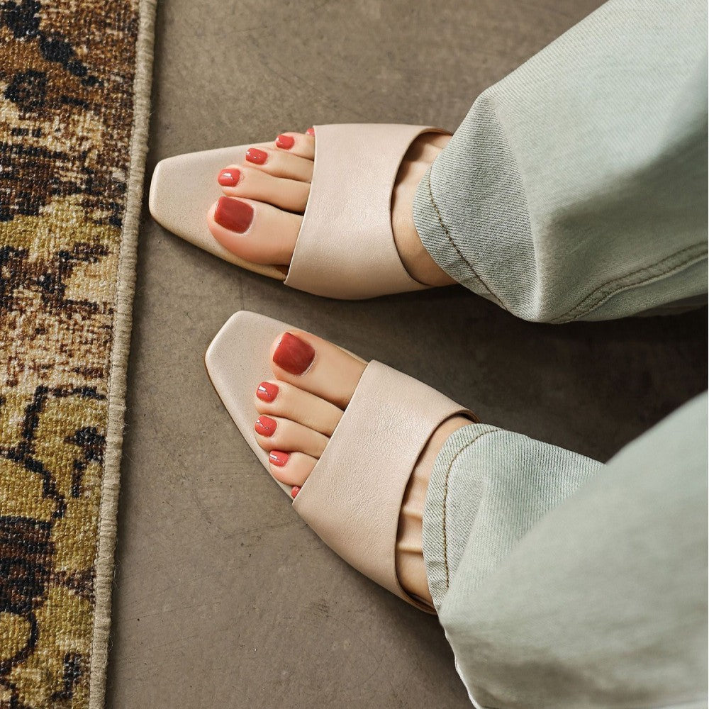 Women's Square-Toe Leather Mules