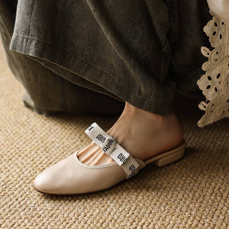 Women's Bow Leather Mules