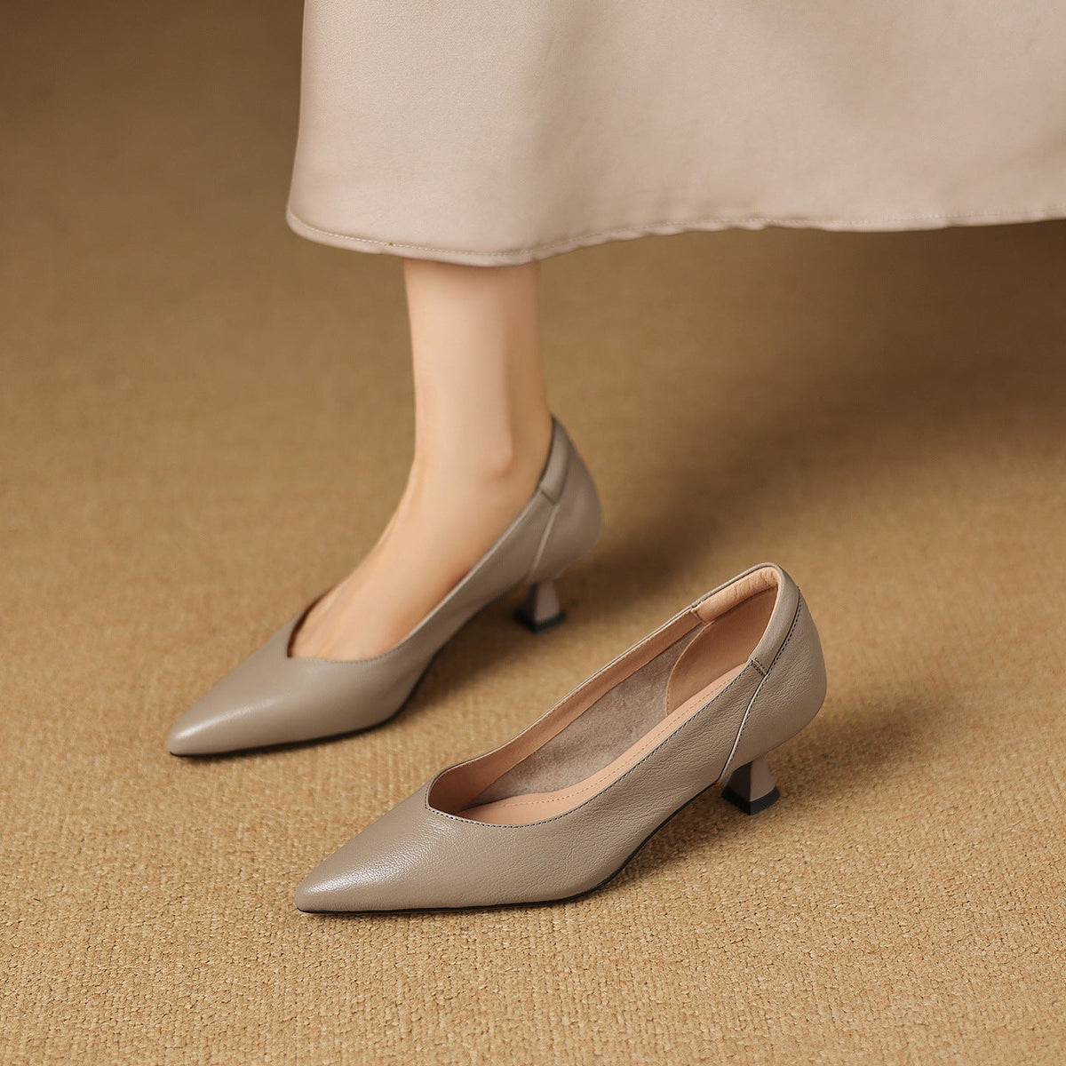 Women's Sculpt Leather Pumps