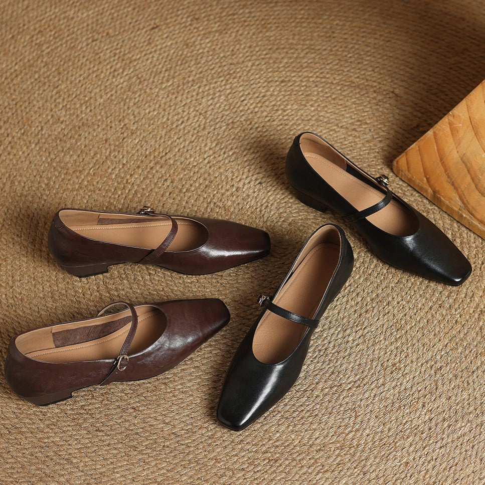 Women's Leather Pumps