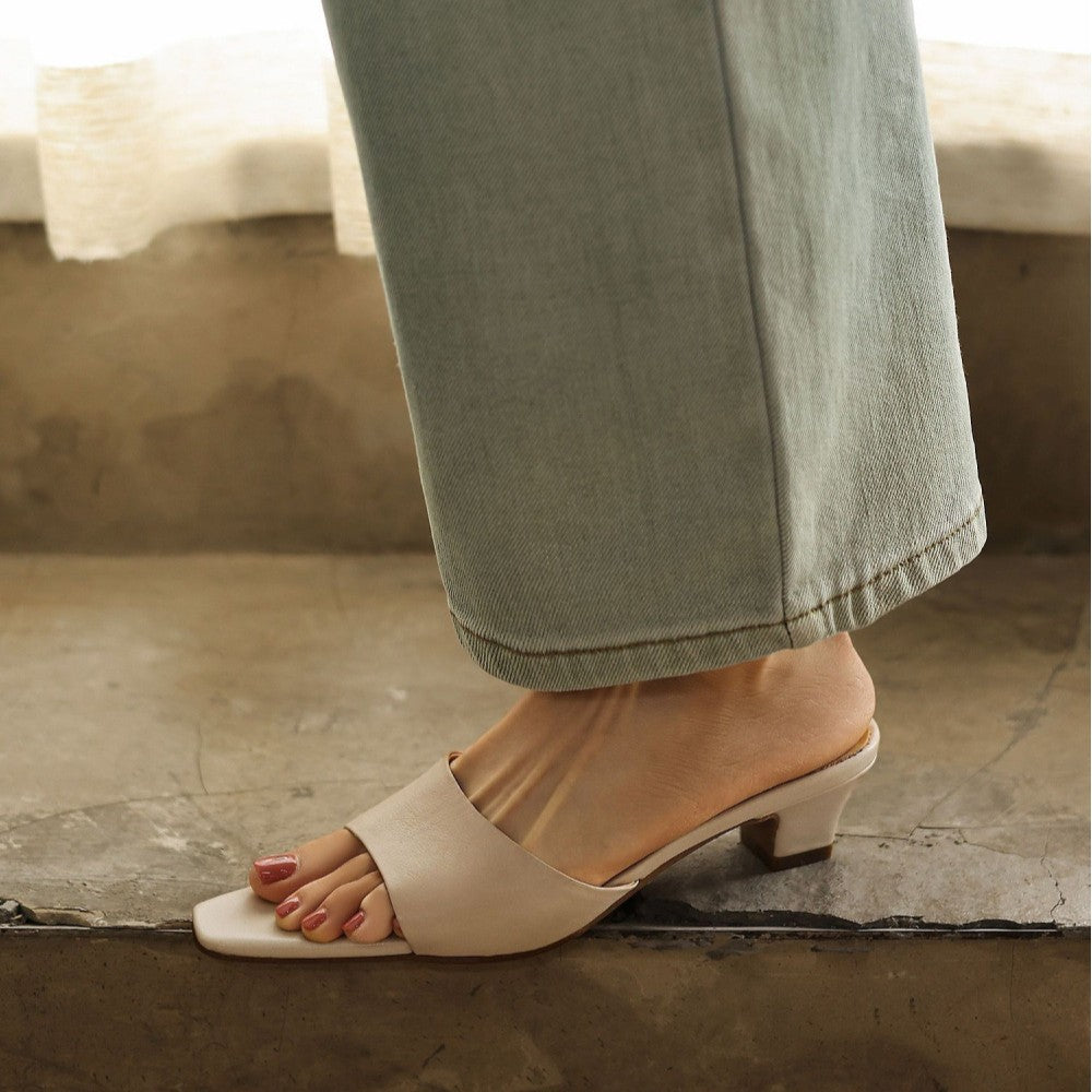 Women's Square-Toe Leather Mules