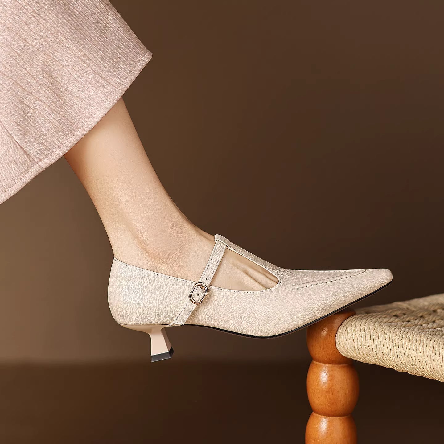 Fiorella™ | T-Strap Kitten Heel Pumps