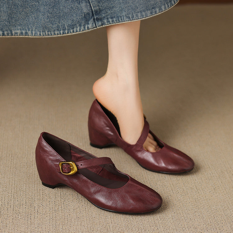 Glenara™ | Round-Toe Mary Jane Flat
