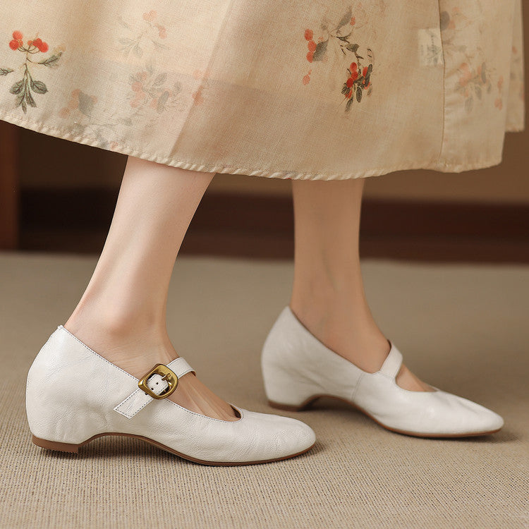 Glenara™ | Round-Toe Mary Jane Flat
