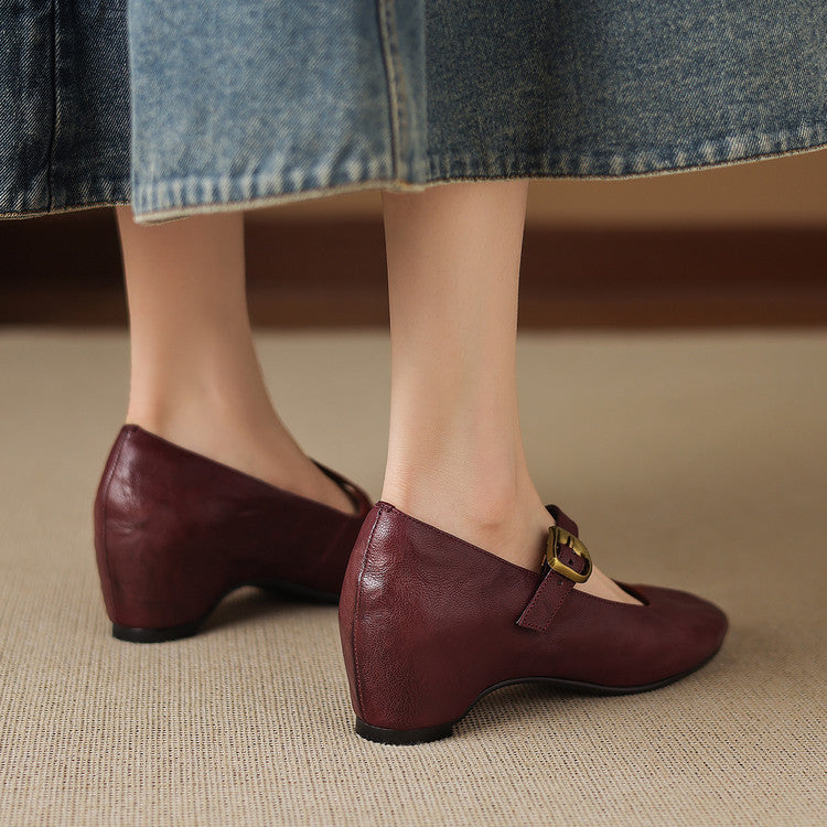 Glenara™ | Round-Toe Mary Jane Flat