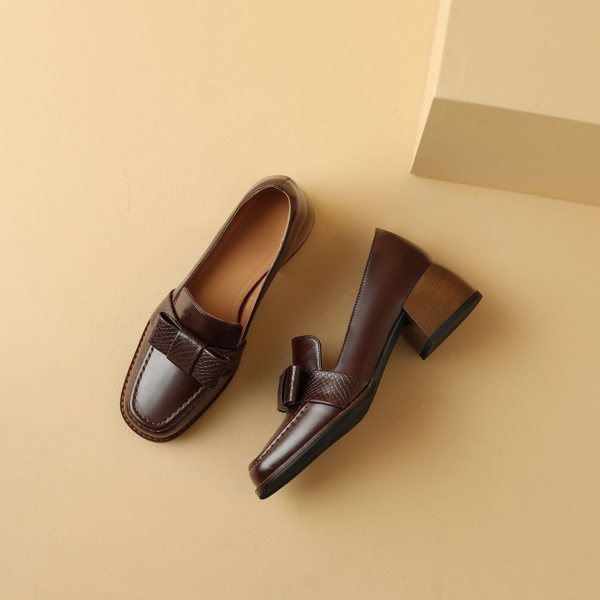 Women's Bow Leather Loafer Pumps