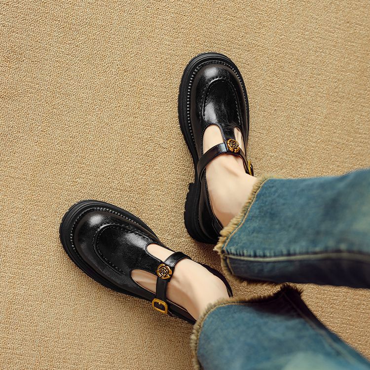 Women's Leather Mary Janes